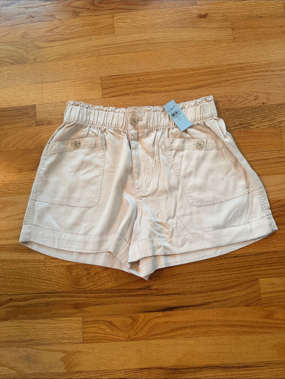LOFT Cream Elastic Shorts with Front Patch Pockets